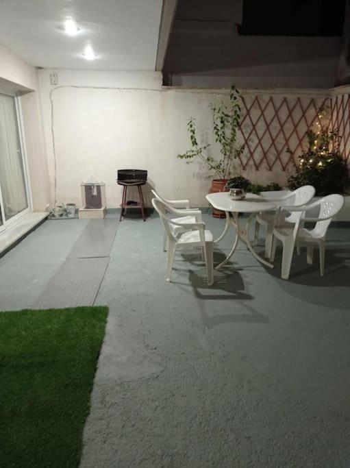 Alex House Apartamento *